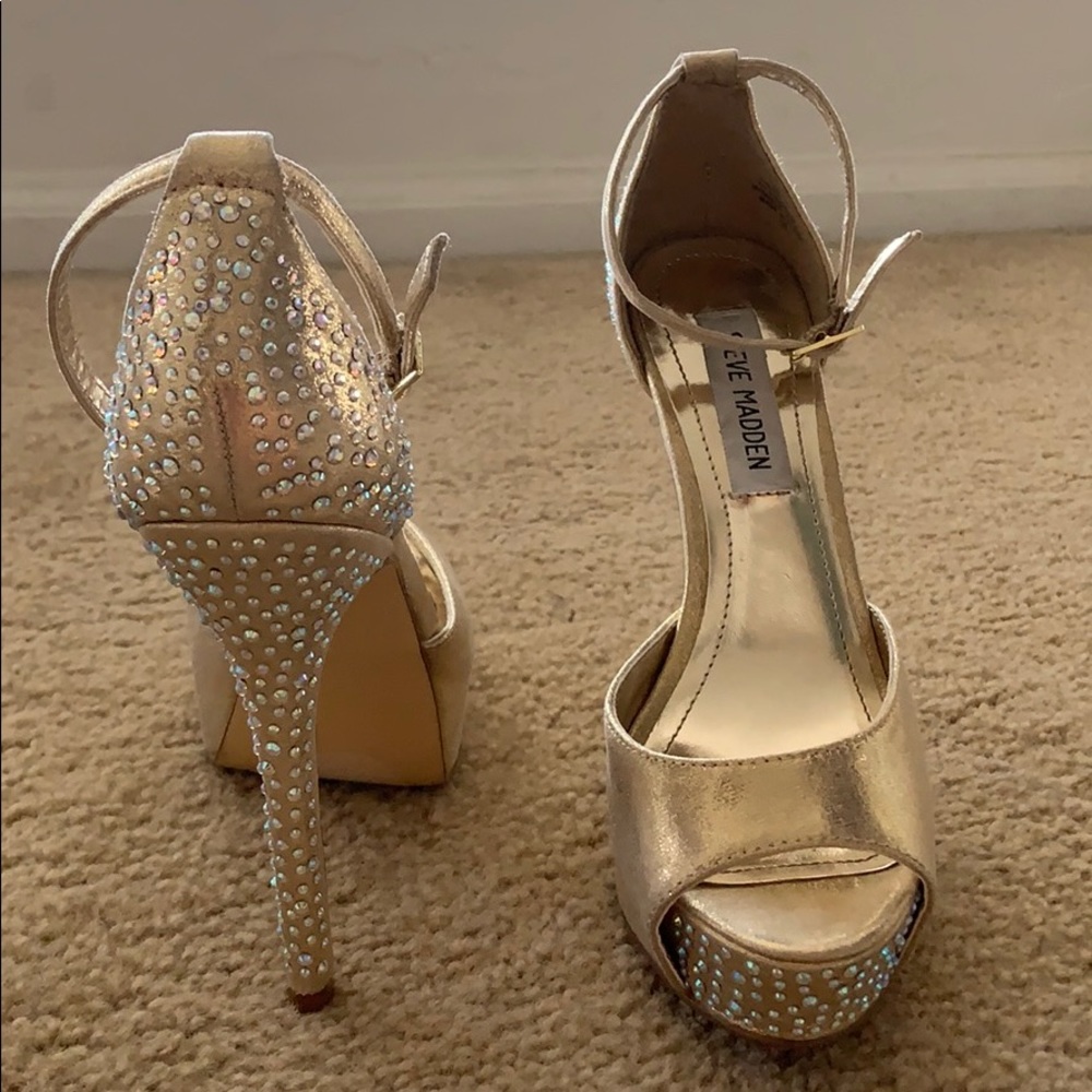 Gold w/ iridescent rhinestone detail platform heel